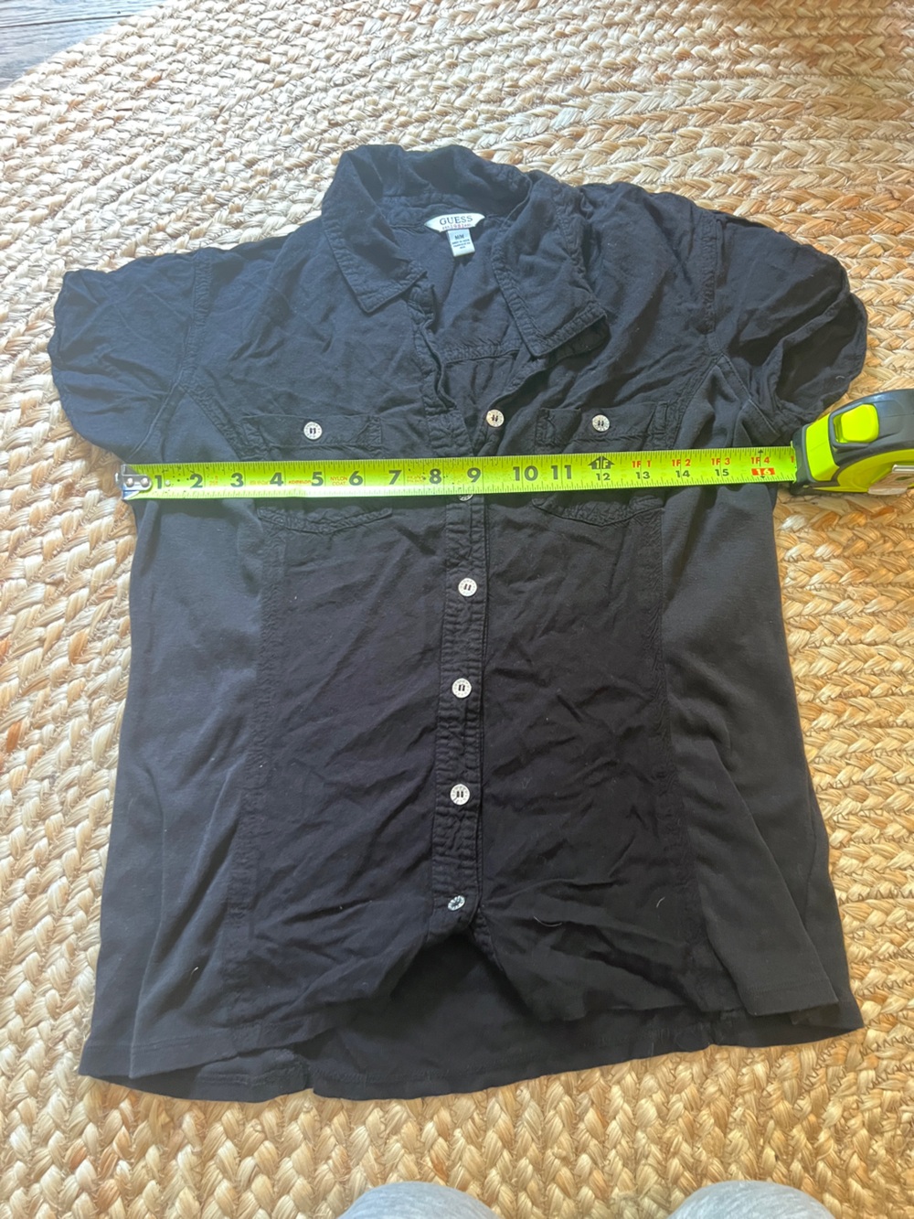 GUESS Women’s Black Short Sleeve Button Up Shirt Size M - Picture 8 of 9